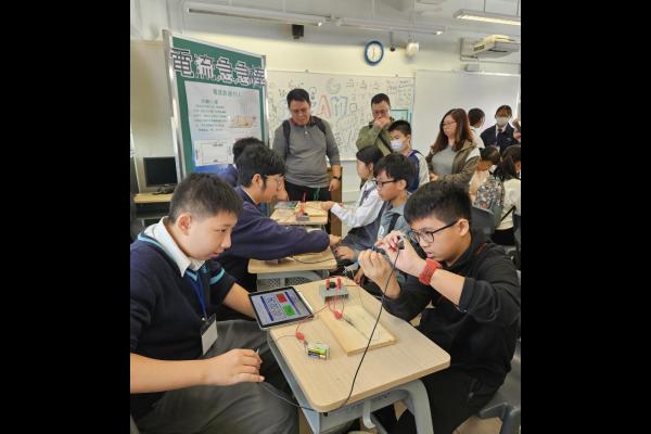 Buzz wire challenge